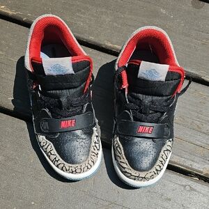 Nike Jordans Black and Red Sneakers with Pattern